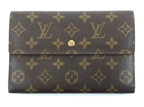 buy louis vuitton mens wallet online india|louis vuitton female wallet.